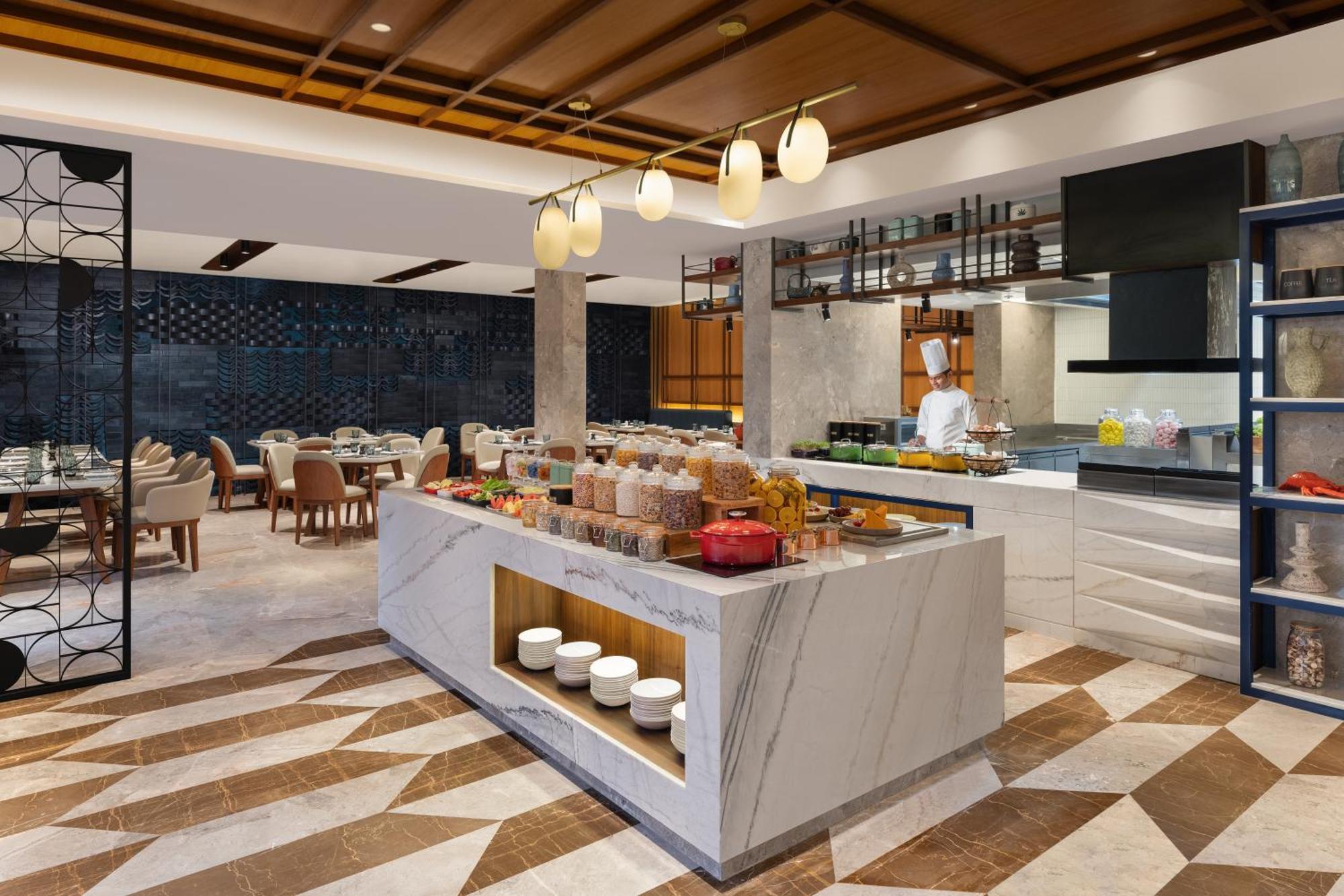 Hotel Courtyard By Marriott Goa Colva Exterior foto