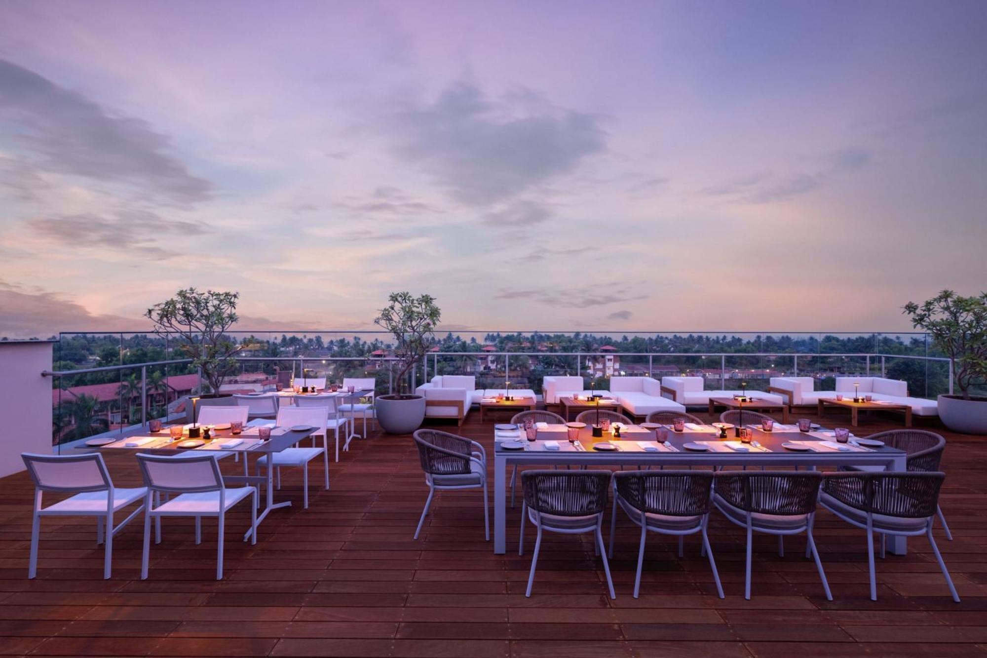 Hotel Courtyard By Marriott Goa Colva Exterior foto
