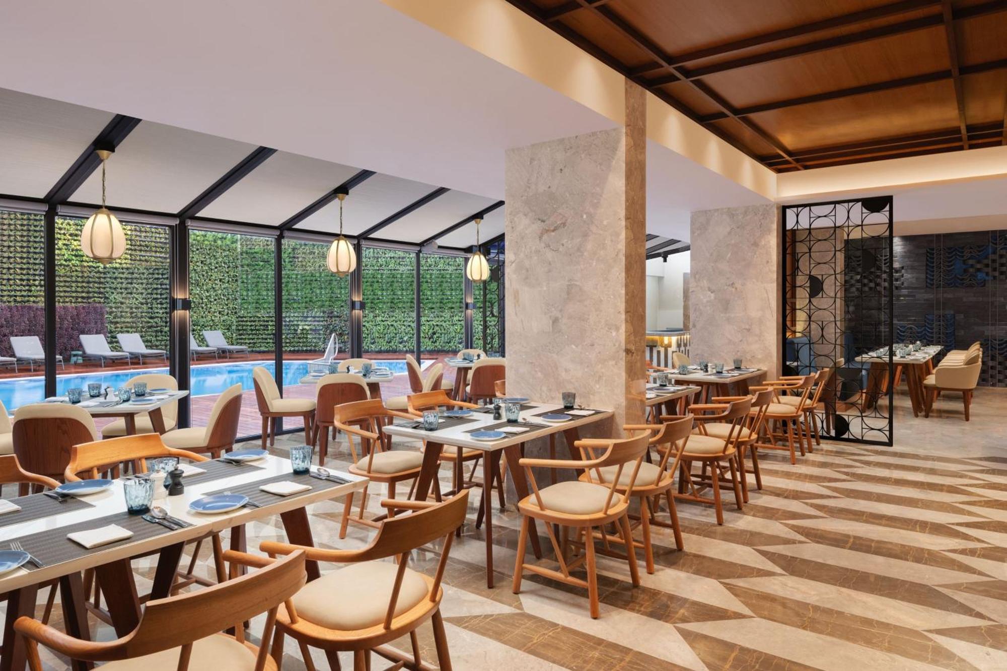 Hotel Courtyard By Marriott Goa Colva Exterior foto